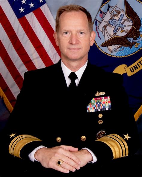 5 Ways Chief Naval Reserve Leads