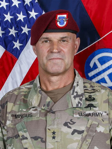 Commander 82nd Airborne Division Leader