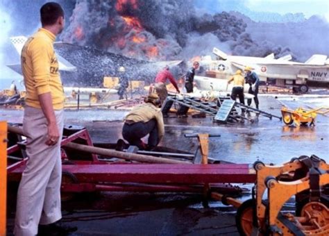 Disaster 1967 Remembering The Uss Forrestal Fire The National Interest