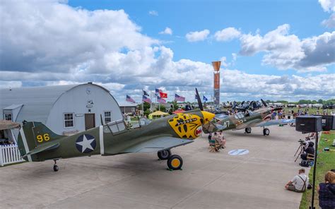 Eaa Airventure Oshkosh Air Show 2022 In 2022 Air Show Oshkosh Oshkosh Wisconsin