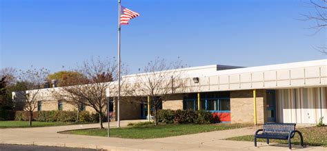 Elliott Elementary School Overview