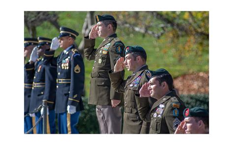 Green Berets Bring Annual Tribute To Jfk S Arlington Gravesite Stars And Stripes