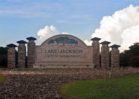 Lake Jackson