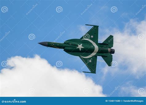 Pakistan Jf 17 Fighter Image Amp Photo Free Trial Bigstock