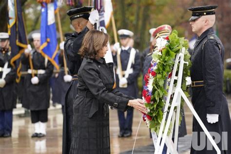 Photo Kamala Harris At Veterans Day Observance Wasp2022111101 Upi Com