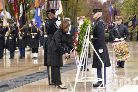 Photo Kamala Harris At Veterans Day Observance Wasp2022111102 Upi Com