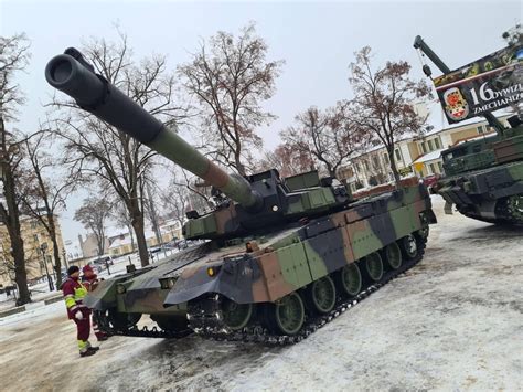 Polish K2 Black Panther Tanks Assigned To The 16Th Mechanized Division R Tankporn