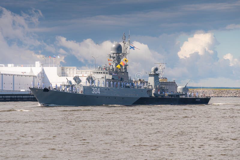 Russia Kronstadt July 31 2022 A Small Anti Submarine Ship On The Parade Of The Navy