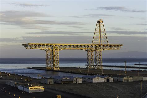 Shipyard Crane At Hunters Point Naval Shipyard San Francisco Ca 1920X1280 Oc Naval