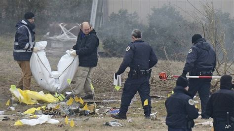 Tennessee Plane Crash During 2Nd Landing Attempt Kills 4 In Family Newsmax Com