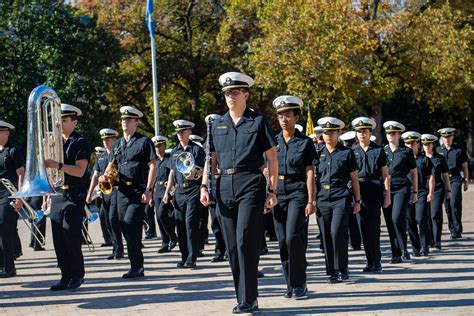 U S Naval Academy Uniforms What Each Means And The Differences Between Them