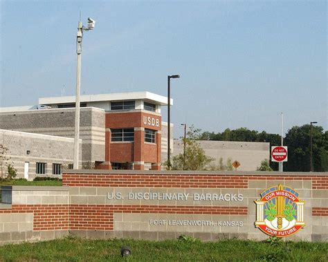 United States Disciplinary Barracks In Fort Leavenworth Ks Military Bases