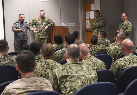 Us 5Th Fleet S First Eldp Held In Bahrain U S Naval Forces Central Command Display